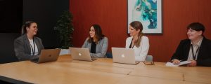 4 women sitting around talking about brand emotional intelligence